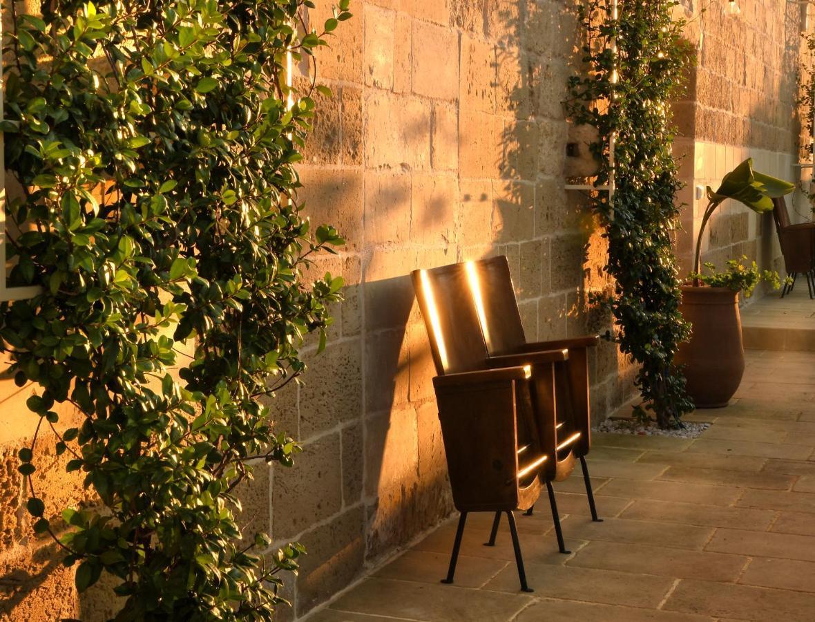 Masseria Corte Degli Aromi Palmariggi エクステリア 写真