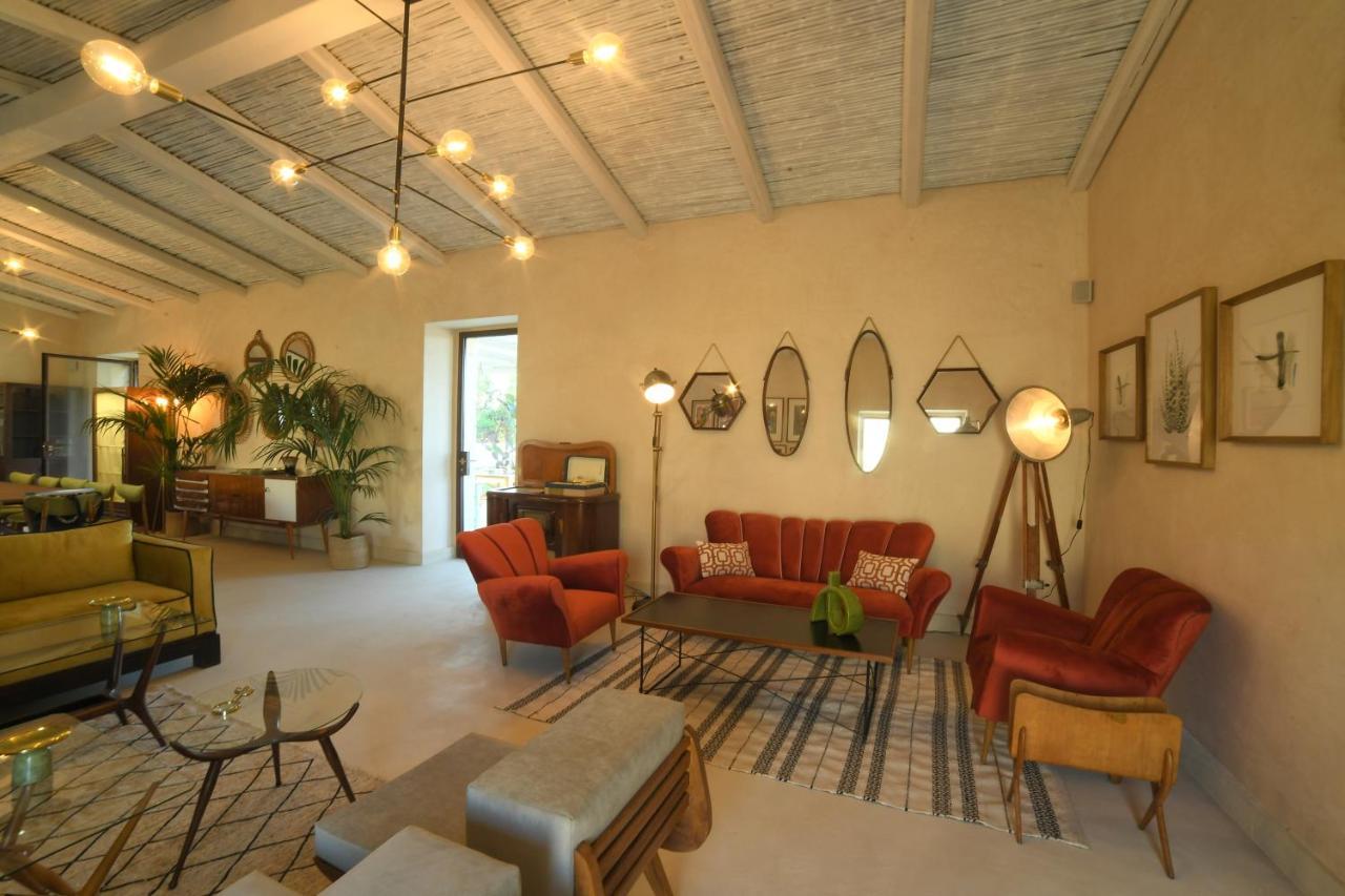 Masseria Corte Degli Aromi Palmariggi エクステリア 写真